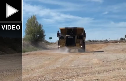 Réduire les poussières avec le kit de pulvérisation sur tombereau Hydrokit