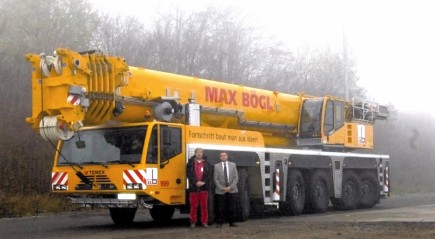 Le groupe Max Bögl acquiert deux grues Terex AC350/6