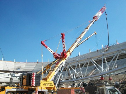 Huit grues tout-terrain Terex pour construire le nouveau stade de la Juventus