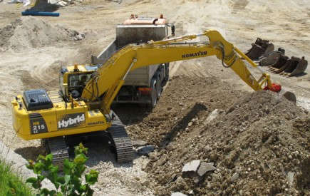 Nouvelle pelle hybride Komatsu sur Intermat