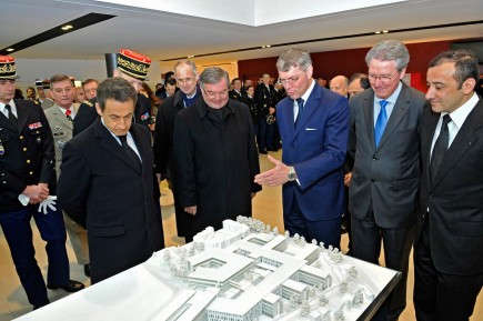 Nicolas Sarkozy inaugure le siège de la DGGN