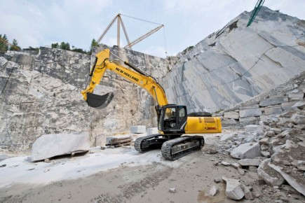Les New Holland 385C et 485C à Intermat