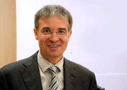 Les grands travaux soutiendront les TP en 2012