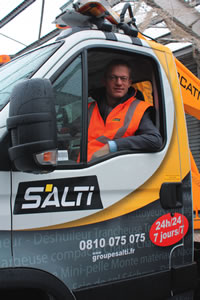Salti : l’homme sous les projecteurs