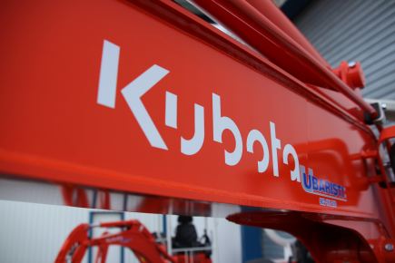 Kubota, toujours loin devant