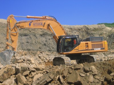 Une Case CX700 B ME chez le carrier anglais Fairhurst Stone