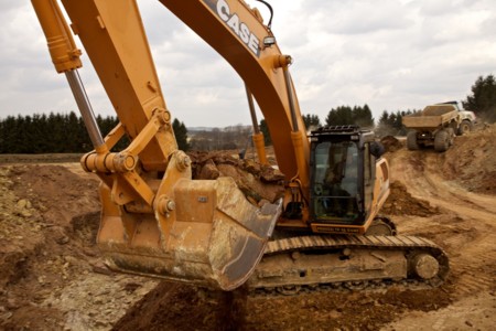 Les pelles Case et Peduzzi TP aménagent la zone des Terres Saint-Jean d’Epinal