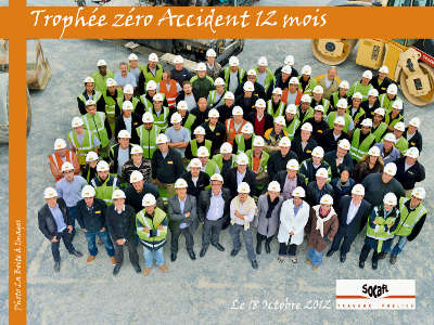 Socafl reçoit un trophée  Zéro accident 