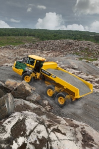 Volvo: McGovern Plant Hire adopte deux tombereaux articulés A25F