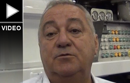 Simon Moos développe un système de déshydratation des boues autonome