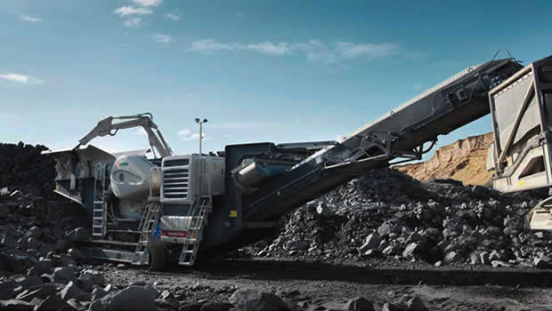 Concasseur mobile à mâchoires Metso LT120E : mixte plutôt qu’hybride 