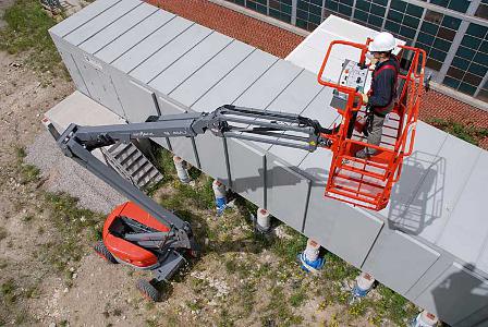 Skyjack : la nacelle élévatrice à flèche articulée SJ 63AJ entre en production