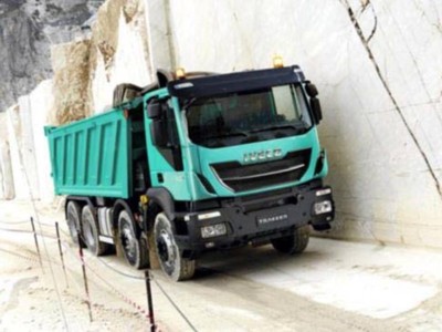 Iveco offensif sur la gamme lourde en 2013
