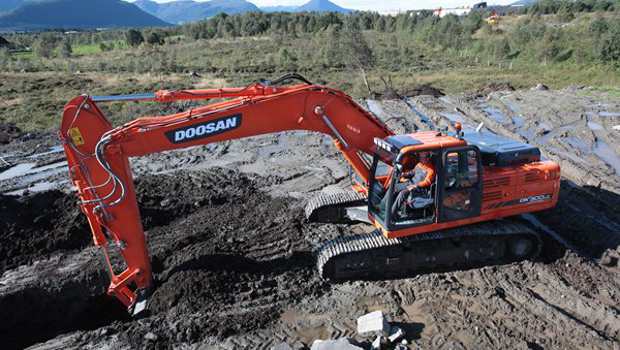 Un loueur britannique investit 12 millions de livres dans des pelles Doosan