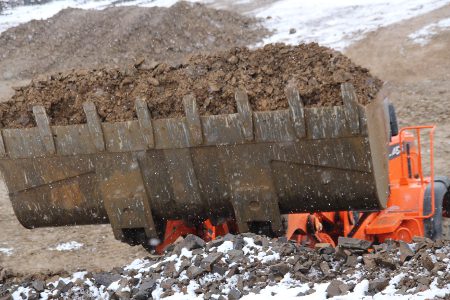 Doosan lance une nouvelle gamme de godets pour chargeuses sur pneus