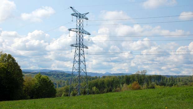 La ligne électrique Cotentin-Maine est mise en service