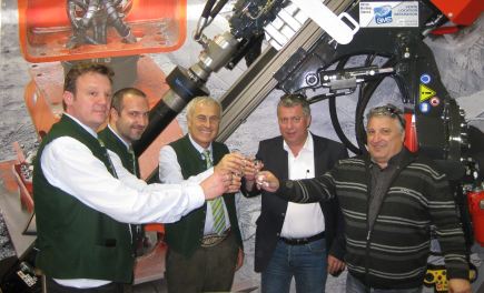 BMS distribue les mâts de forage Wimmer