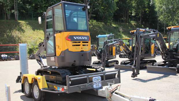 La mini-pelle ECR25D, le missile « location » de Volvo
