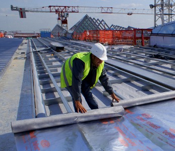 Dupont Building Innovation protège le terminal de l'aéroport Pulkovo