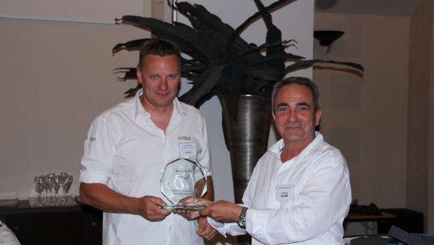 Martial Pautrat de Risa reçoit le trophée Vermeer du meilleur vendeur