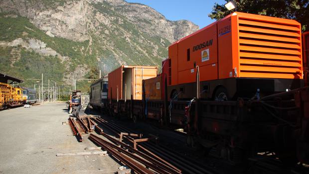 Les compresseurs Doosan soufflent un air nouveau en tunnel ferroviaire 