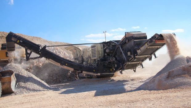 Le premier concasseur Metso LT 1213 S vendu par Medimat chez Caminal