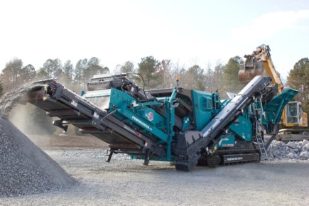 Powerscreen sort le Trakpactor 320SR pour Conexpo