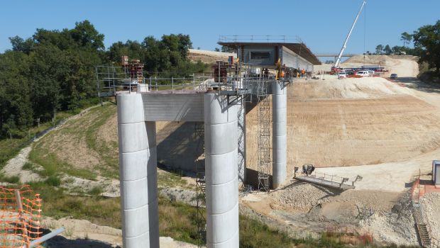 Le Viaduc de l’Agrière est coiffé 