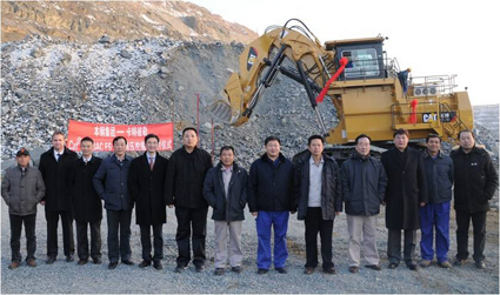 Caterpillar livre sa première pelle électrique en Chine