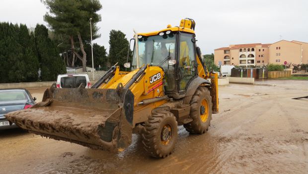 Intempéries : JCB intervient dans le Var