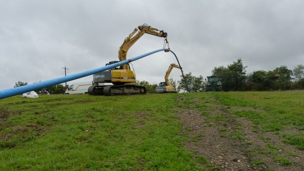Jamme Kleber : tir d’équilibriste entre falaise et rivière 