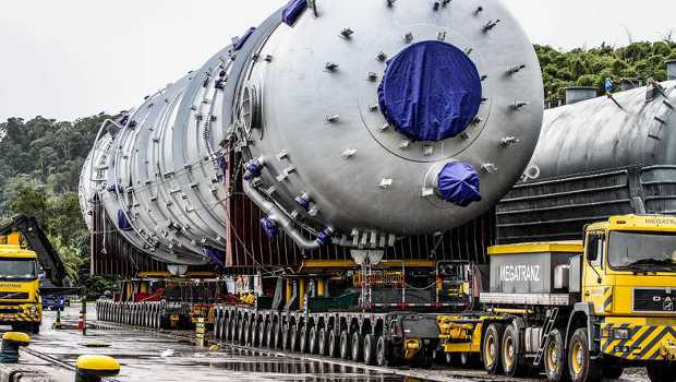 Scheuerle fournit un convoi de 62,4 m au Brésil