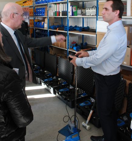 Formation professionnelle : Michel Sapin chez Sol Solution et Michelin