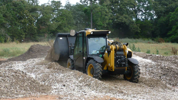 Chariot téléscopique Caterpillar TH255C