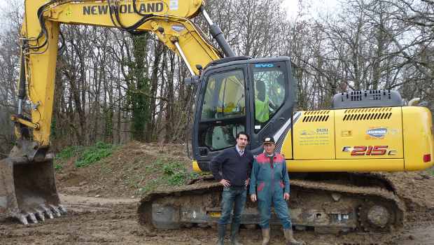 Duri Jean Louis adopte New Holland