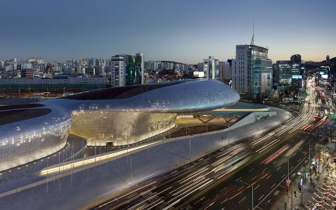 Le Dongdaemun Design Plaza selon Zaha Hadid à Séoul