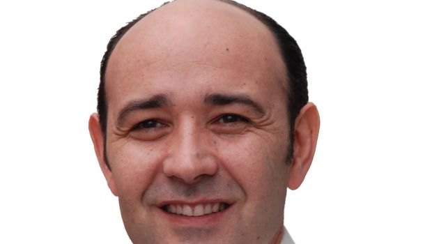 Pelles sur pneus : l’avis d’un constructeur, Cédric Prins 