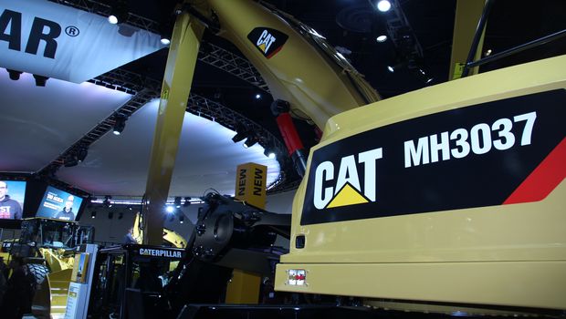 Caterpillar dévoile ses pelles de manutention du futur