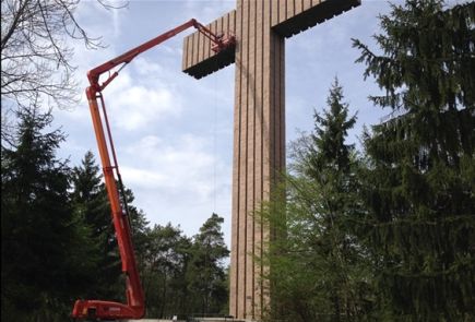 Croix de Lorraine, une restauration symbolique