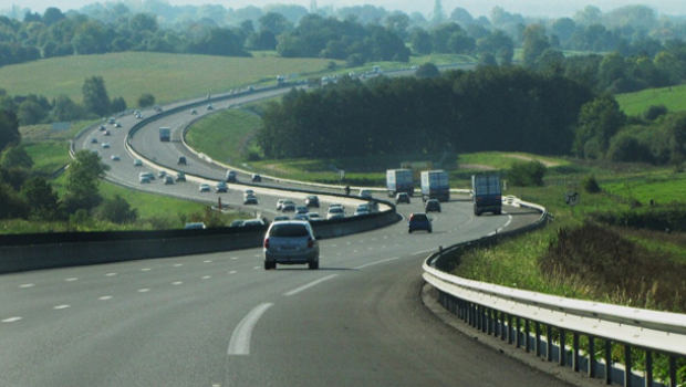 Autoroutes : Royal envisagerait d’augmenter leur taxation
