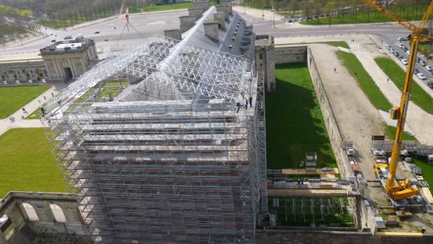 Paris : Layher protège le Château de Vincennes