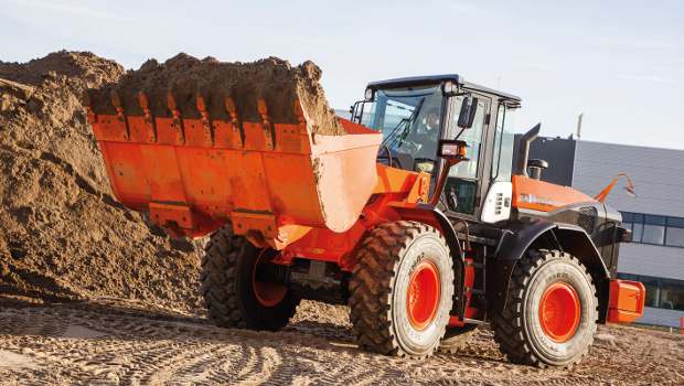 Hitachi lance une chargeuse économique et écologique