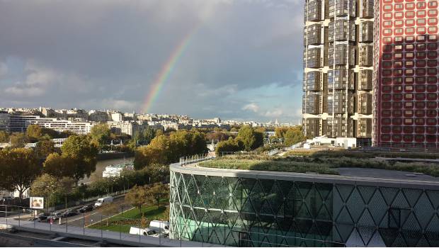 Paris : Hidalgo prévoit 200 lieux à végétaliser