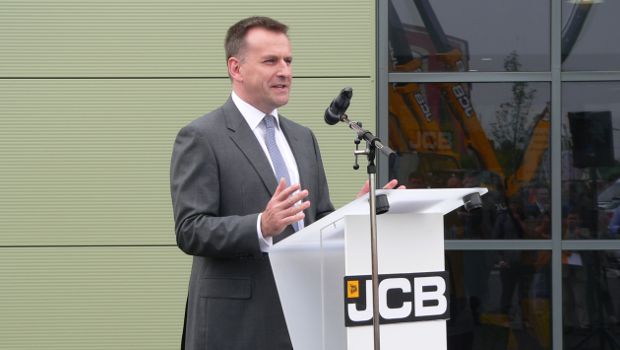 JCB : « Nous misons sur l’innovation », déclare Graeme Macdonald 