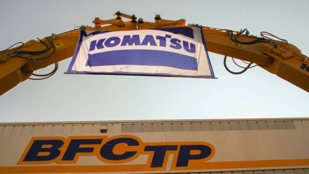 Première française pour la PC210LCi-10