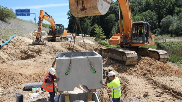 Centre : l’A71 voit plus grand