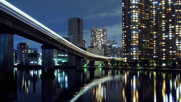 Le monorail de Tokyo voit plus grand