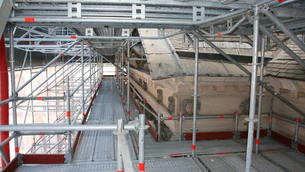 La cour d’honneur des Invalides fait peau neuve