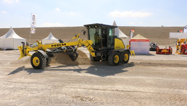 HBM propose une nouvelle gamme de niveleuses