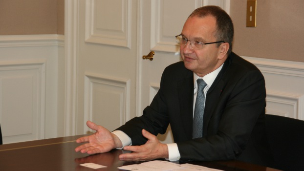 Apprentissage : la FFB salue l'effort du gouvernement Hollande